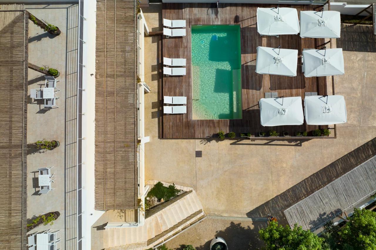 Mercury Beach Hotel Сант'Антьоко Екстер'єр фото